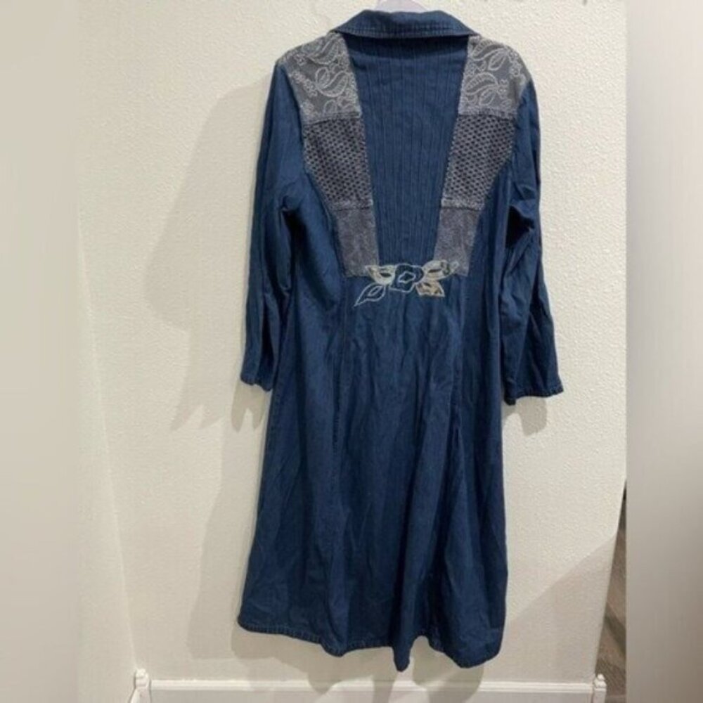 Vintage Navy Blue Maxi Dress with Embroidered Accents - Picture 10 of 13